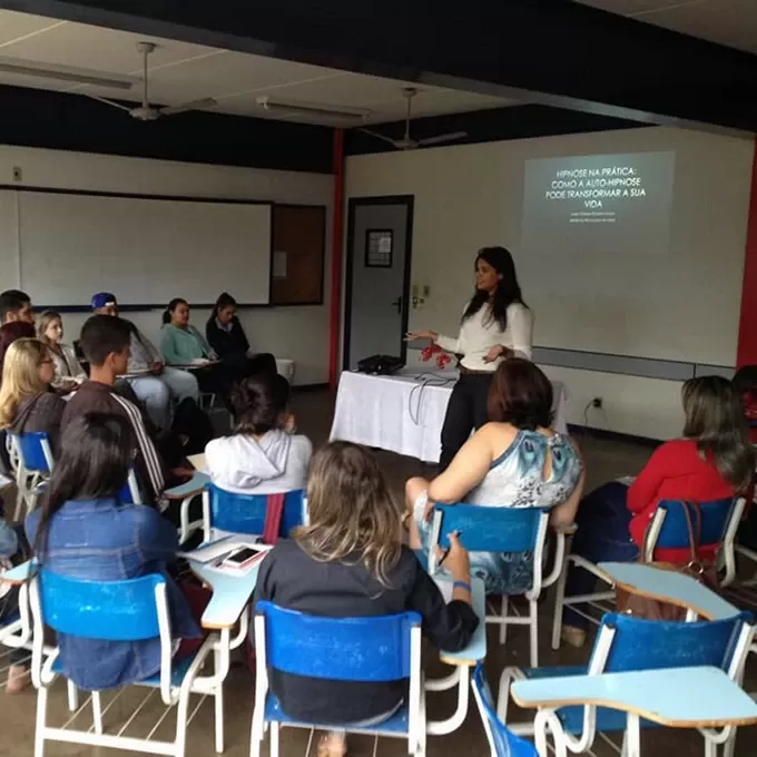 Psicóloga Bel Gomes - Palestras, Cursos e Workshops